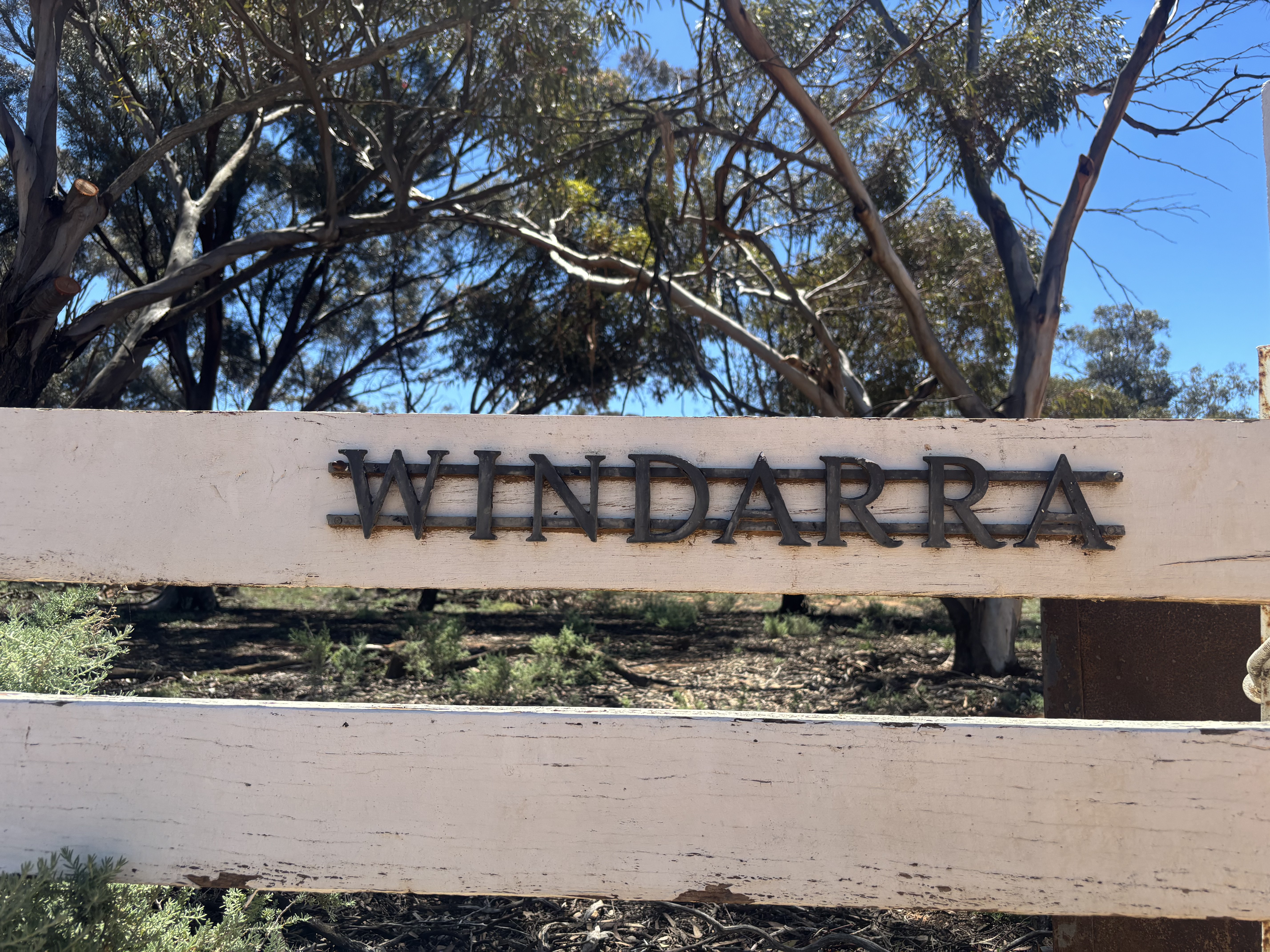 Windarra entrance sign